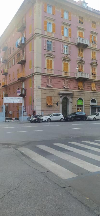 Appartamento In Centro 제노바 외부 사진